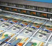 تم استئناف عمليات البيع على الدولار الأمريكي بعد تجاوز اجتماع اللجنة الفيدرالية