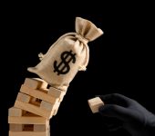 انخفاض الدولار الأمريكي بشكل معتدل مع إغلاق السوق الأمريكي اليوم