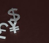 الأسترليني يتحول للانخفاض مقابل الدولار و الين الياباني