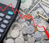 الدولار الأمريكي يفقد زخمه الهبوطي وعودة البيع على الين والفرنك